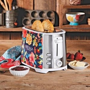 Pioneer Woman 2 slice Fiona-Floral Toaster